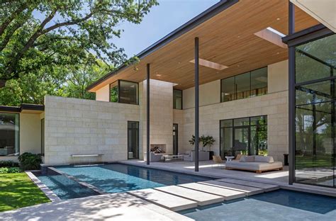 See Inside the Most Stylish Modern Homes in Texas | Architectural Digest