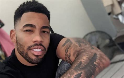 Mike Johnson Addresses the Hate He's Received in the Past for Dating ...