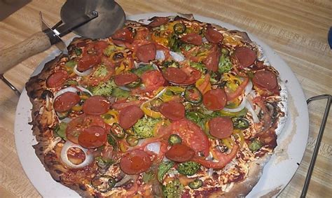 Vegan Vegetable and Pepperoni Pizza - Blacks Going Vegan! : Blacks ...