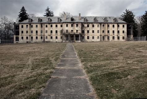 Old Hospital 14 | The old Asheville Veterans Hospital. Beaut… | Flickr