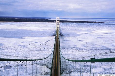 Try Not To Get The Chills When You Look At This Mackinac Bridge Photo ...