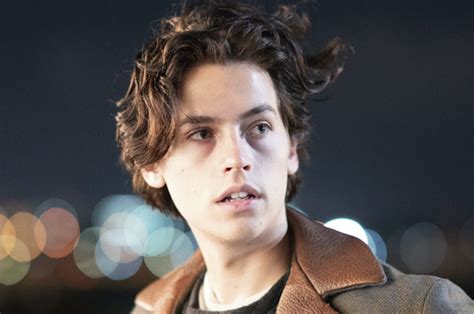 Oh, Hello! Cole Sprouse Shows Off A Super Sexy Look In 'Five Feet Apart ...