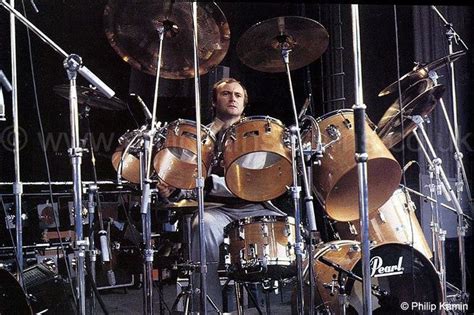 Phil Collins | Phil collins, Pearl drums, Drum and bass