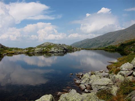 Guyot Shelter, White Mountain, NH: