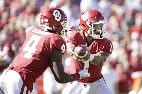 Oklahoma football: Kyler Murray named a Maxwell Award semifinalist