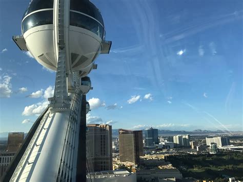 Riding the High Roller Observation Wheel in Las Vegas, Nevada - Jen on ...