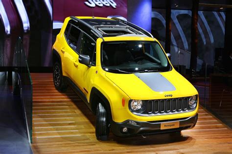 Jeep Renegade Detonator yellow | TheDetroitBureau.com