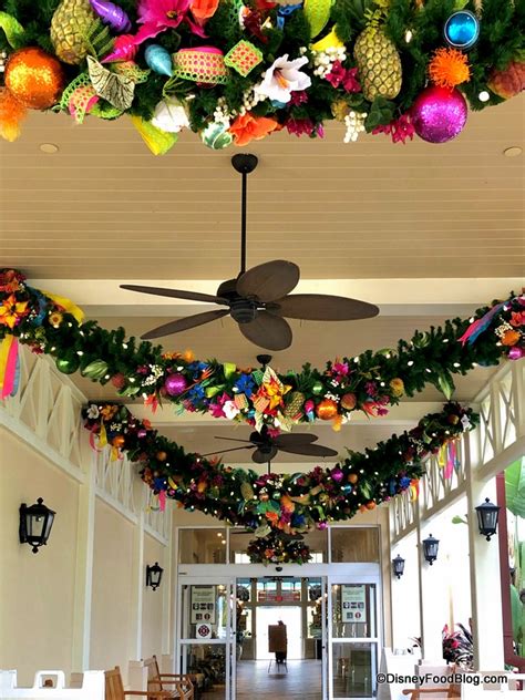 PHOTOS: It's a Colorful Caribbean Christmas at Disney's Caribbean Beach ...