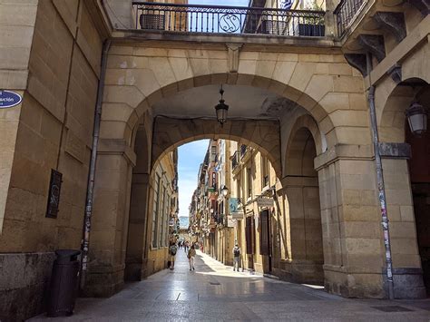 San Sebastian Old Town (Parte Vieja) - What to See - Discover Donosti