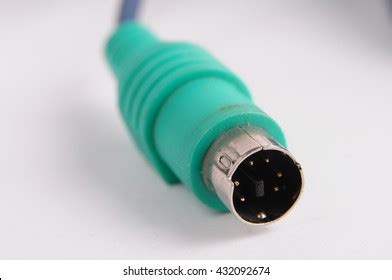 124 Ps2 Connector For Mouse And Keyboard Images, Stock Photos & Vectors ...