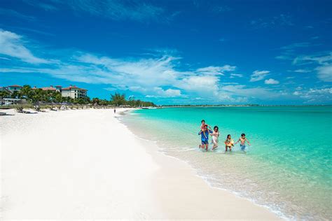 14 of the Best Turks and Caicos Beaches for Families - The Family ...