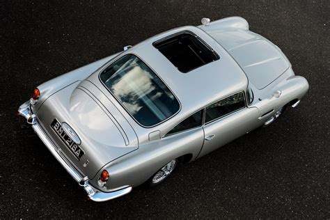 Aston Martin Unveils First Completed DB5 'Goldfinger' Continuation Car ...