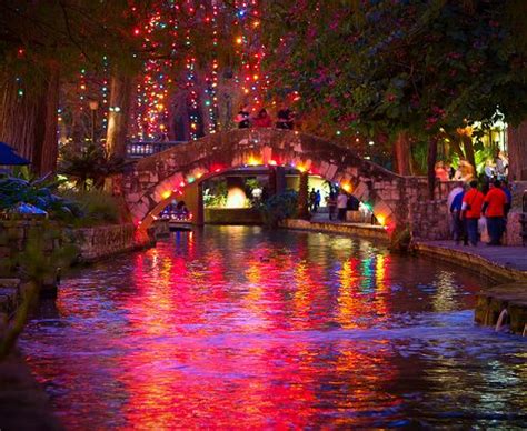 San Antonio TX Riverwalk Christmas Lights | San antonio riverwalk, San ...