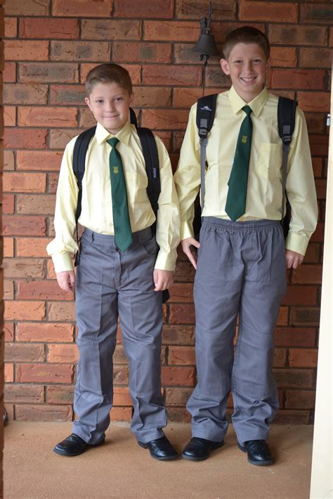 The Collins Family: The Boys start school!