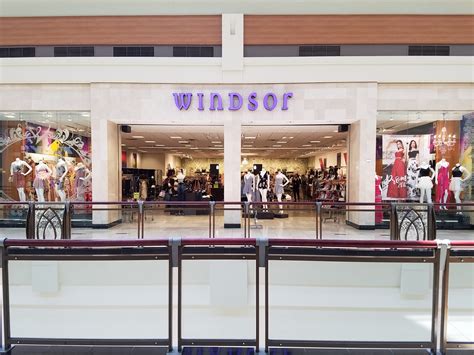 Windsor Store at Penn Square Mall | Windsor