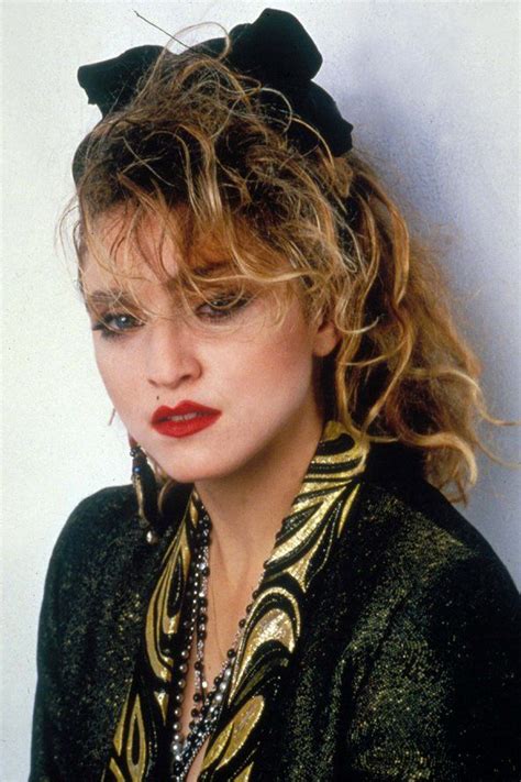 Madonna w/ a scrunchie | 1980s hair, 80s hair, 1980s fashion women