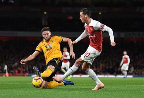 Wolverhampton vs Arsenal Premium Football Tips 24/04/2019 - CoreBet.com