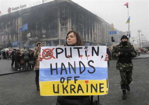 Kiev - Russia-Ukraine tensions - Pictures - CBS News