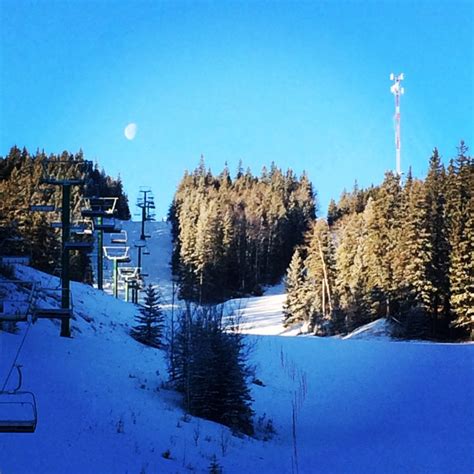 Hidden Valley Ski Area | Go Ski Alberta