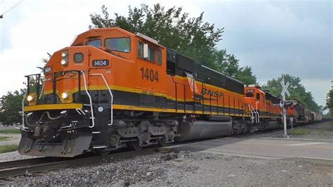 8/13/20 - BNSF SD60M 1404 leads BNSF LCHI6571 - YouTube