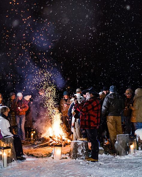 How to Throw an Unforgettable Bonfire Party | Bonfire party, Outdoor ...