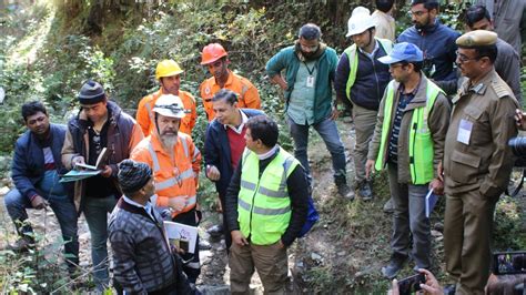 Uttarakhand Tunnel Collapse: Race Against Time as Rescue Efforts ...