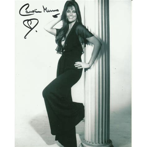 CAROLINE MUNRO SIGNED SEXY 10X8 PHOTO (6)