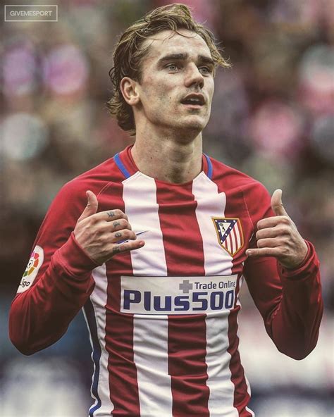 Griezmann celebration | Best football players, Antoine griezmann ...