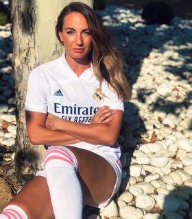 Kosovare Asllani Bio: Career, Awards & Net Worth - Players Bio