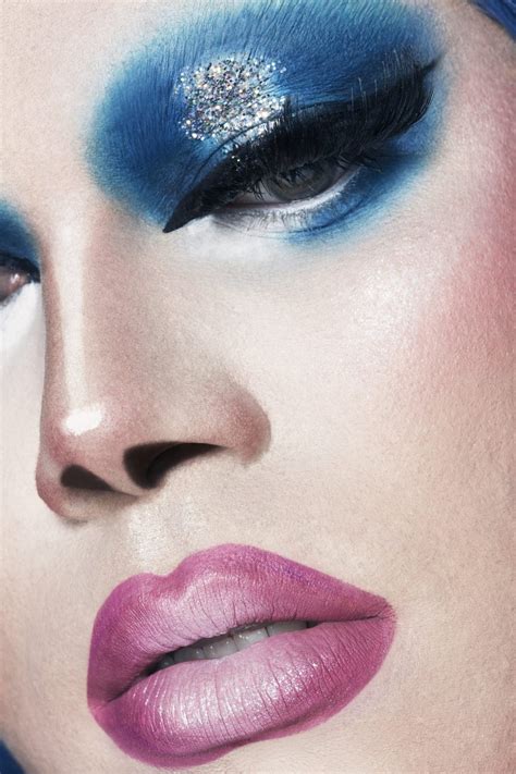 We asked 4 drag queens to share their make-up tips. Here’s what we ...