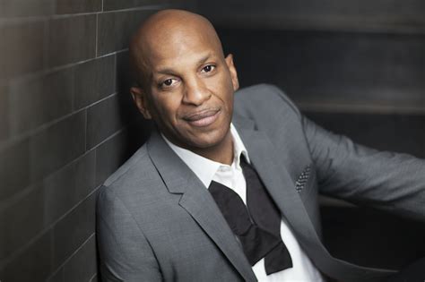 DONNIE McCLURKIN Promotes New Album on Street Week and Wraps Up Week ...