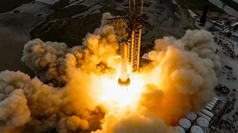 FAA grants launch license to SpaceX, clearing way for Starship orbital ...