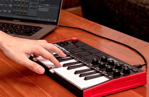 How to Use MIDI Keyboard: Everything You Need to Know (Winter 2023)