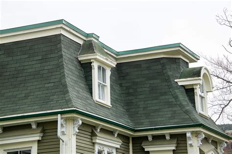 What Color House Goes with a Green Roof (12 Eye-Catching Combinations ...