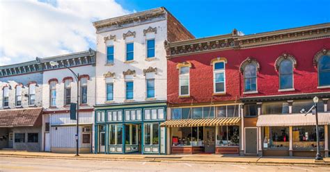 How Euclid, Ohio is filling vacant Main Street storefronts to recover ...