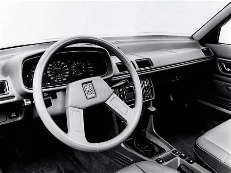 PEUGEOT-505-interieur - Peugeot Vintage