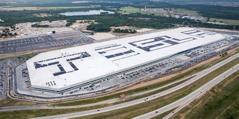 Tesla to convert Austin plant rooftop to solar power - Oklahoma Energy ...