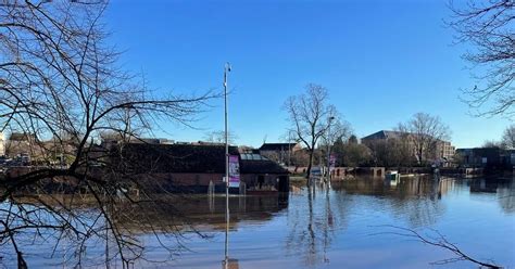 North Yorkshire live flooding updates as roads shut with warnings in ...