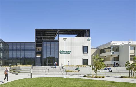 Canada College B23 Math, Science and Technology Building - Western ...