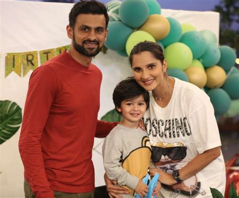 Sania Mirza-Shoaib Malik's perfect family moments amid divorce rumours ...