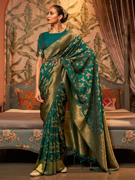 Buy Pure Silk Saree in Green Color Online on dvanza 2022 dvz0003392