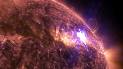 NASA releases 4K high-def video of a recent solar flare, and it's ...