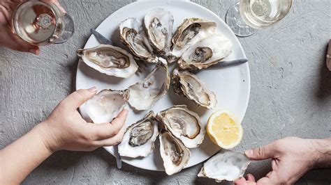 Oysters Are Making People Sick Right Now—Here’s Why | Eat This Not That