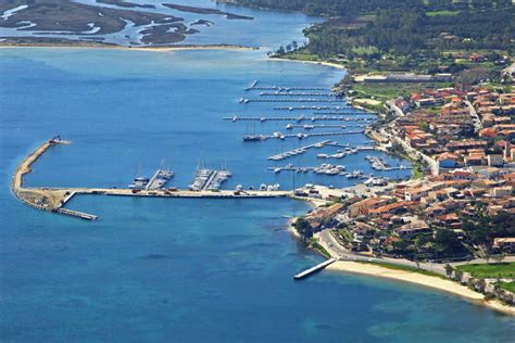 Cannigione Marina in Cannigione, Sardinia, Italy - Marina Reviews ...