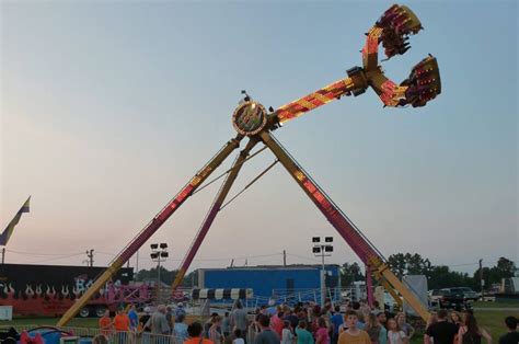 Grayson County Fair - Carnival Rides