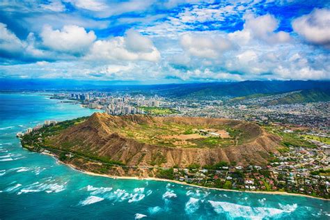 Top 9 Hikes on Oahu, Hawaii (Picked by a Local!)