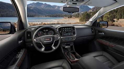 2021 GMC Canyon Denali: Here Is the First Official Look - Inside and ...