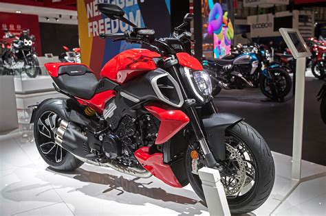 EICMA: ‘Most Beautiful Bike’ Award Goes To… | Honda NC700 Forum