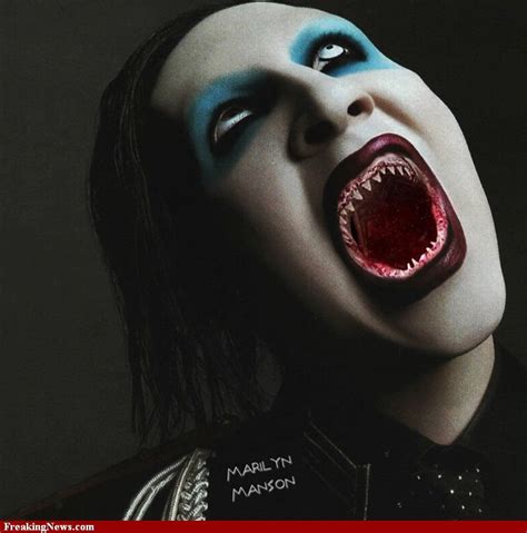 I love him even with shark teeth. in 2020 | Marylin manson, Marilyn ...