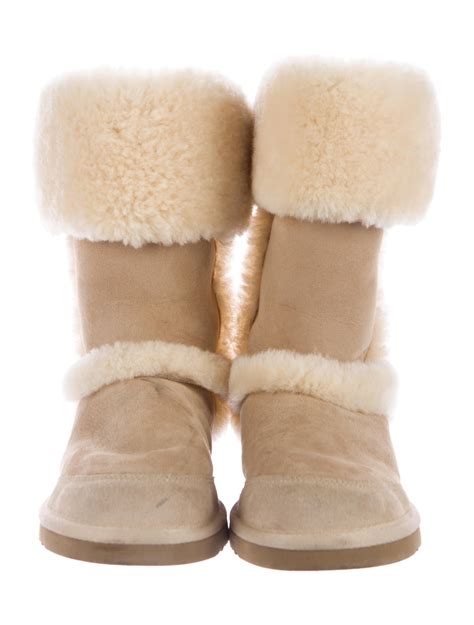 UGG Australia Suede Fur-Trimmed Boots - Shoes - WUUGG22273 | The RealReal